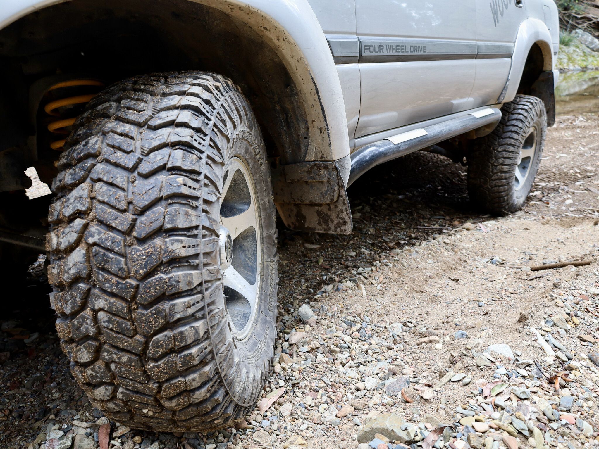 Radar Renegade R/T and A/T Tires 